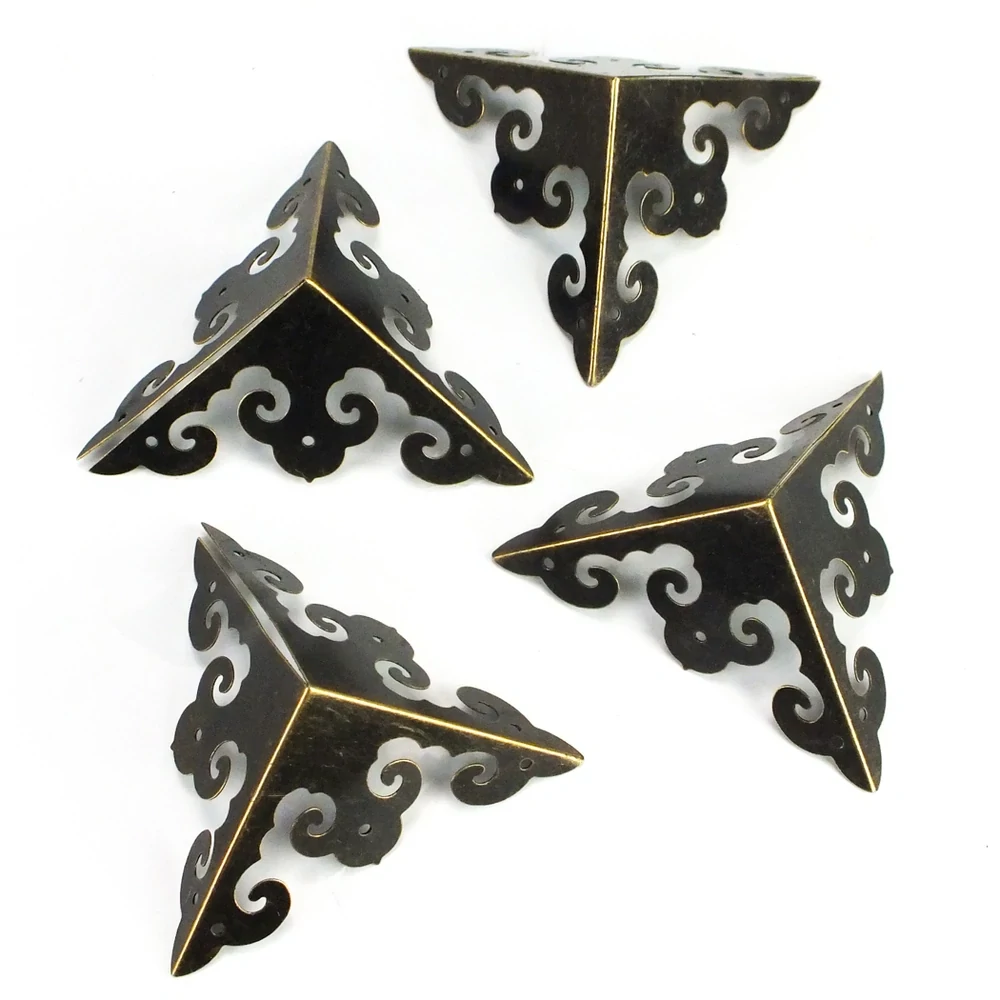 Kovový roh , 4 ks/bal