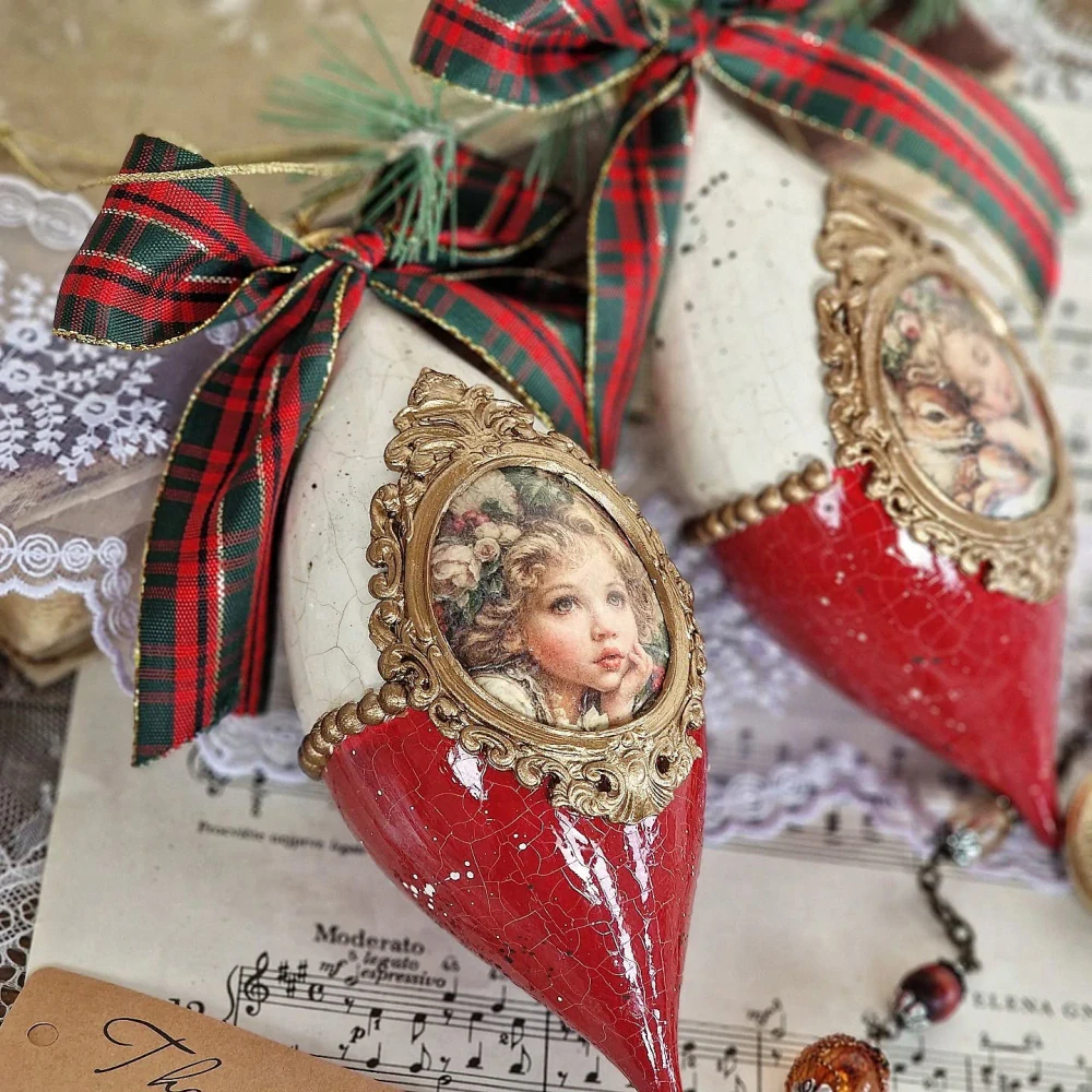 Biely plastový cencúľ na decoupage 17 cm