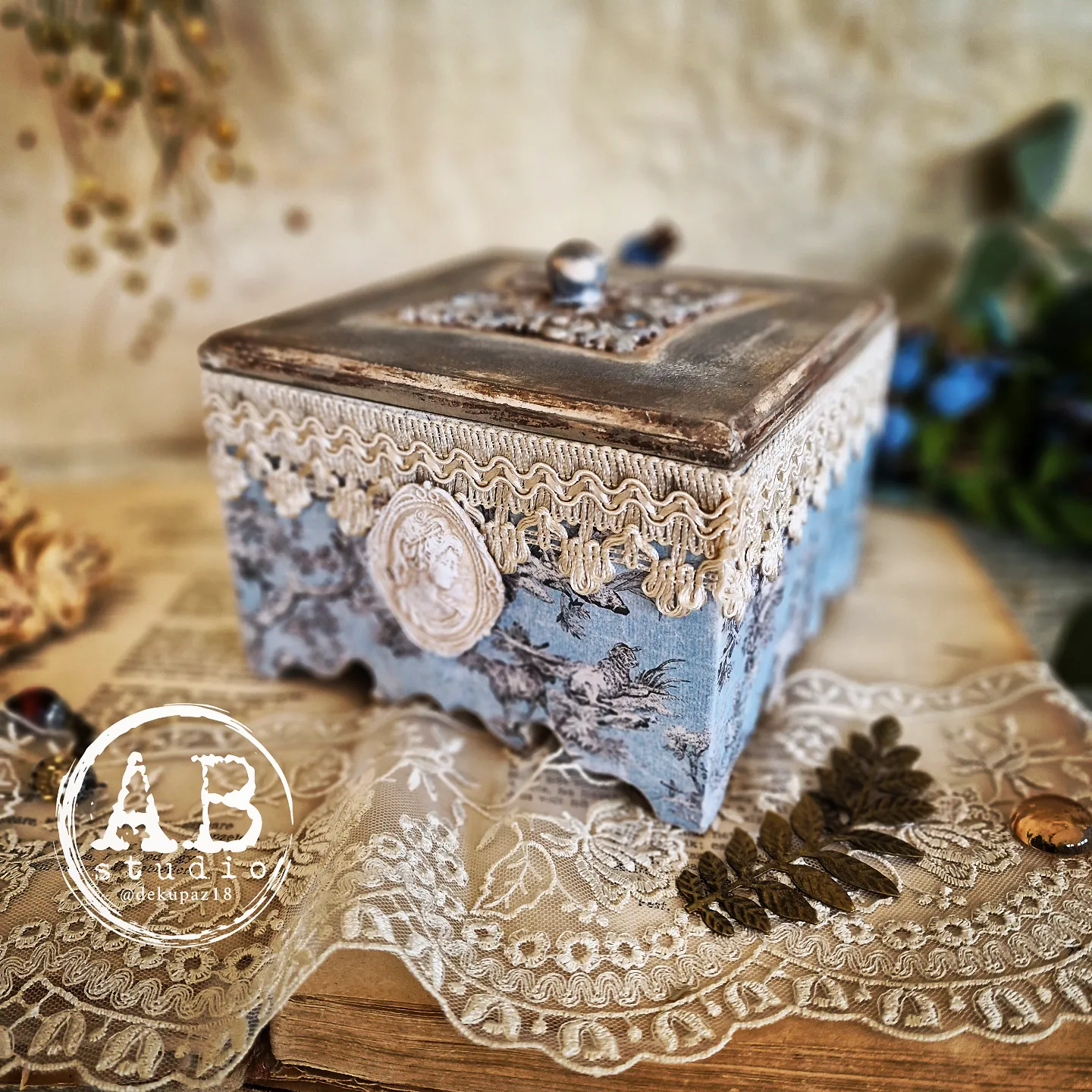 Šperkovnička z MDF