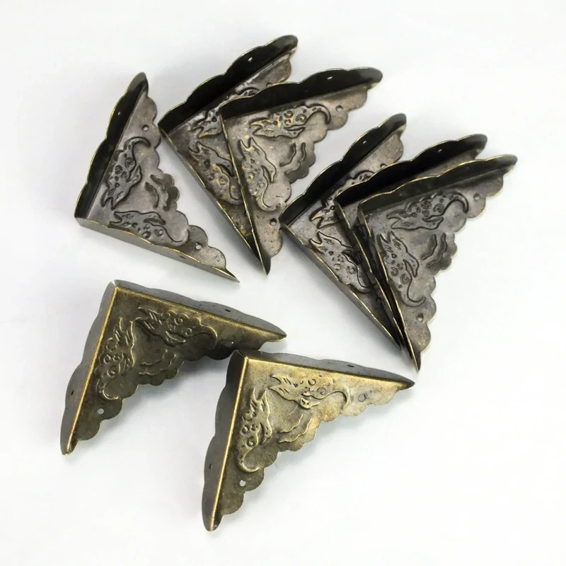 Kovový roh , 8 ks/bal