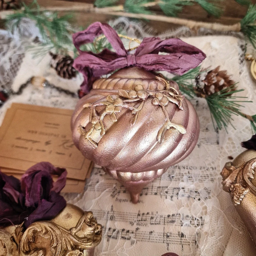 Biela plastová cibuľka na decoupage 11 cm