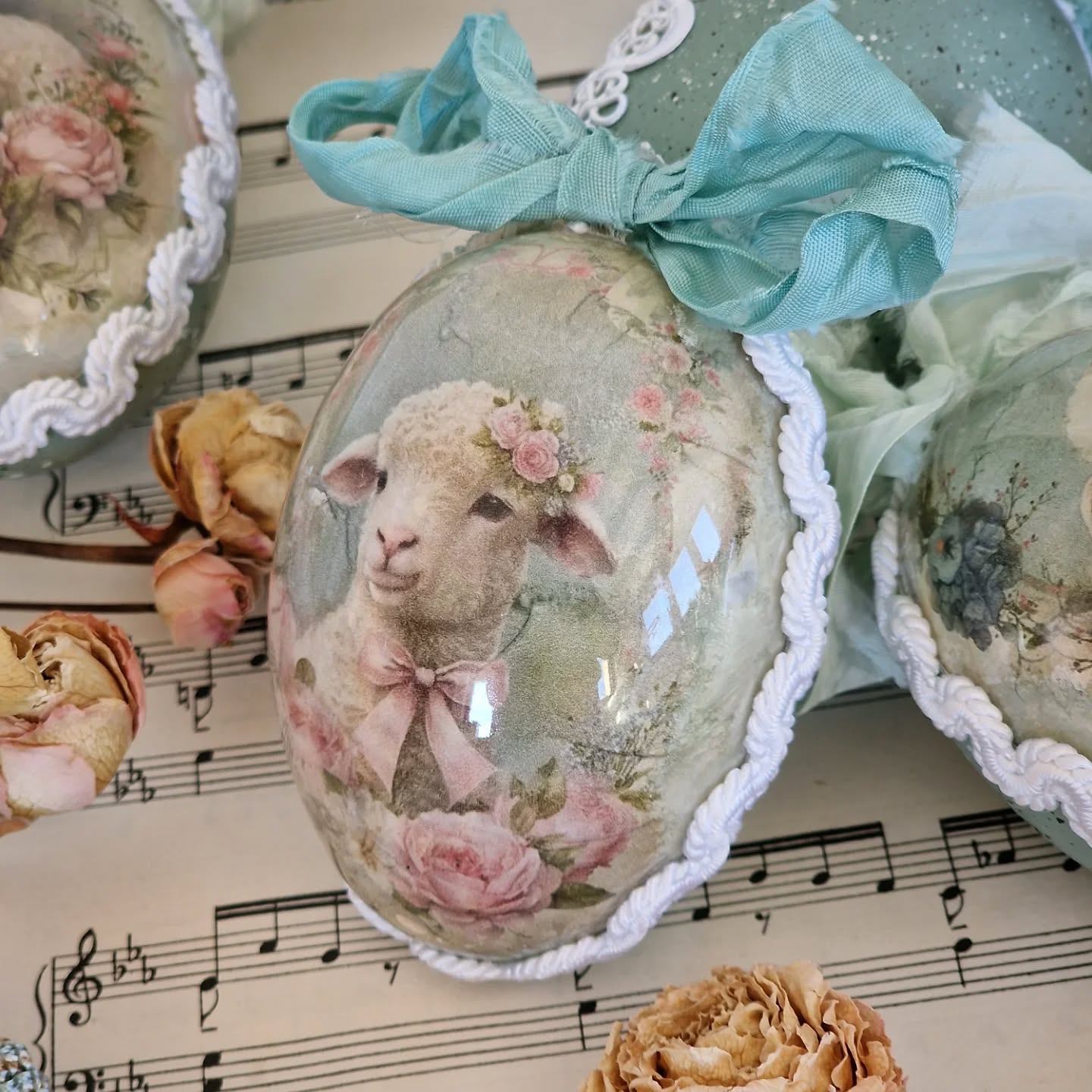  Ryžový papier na decoupage  DEK249